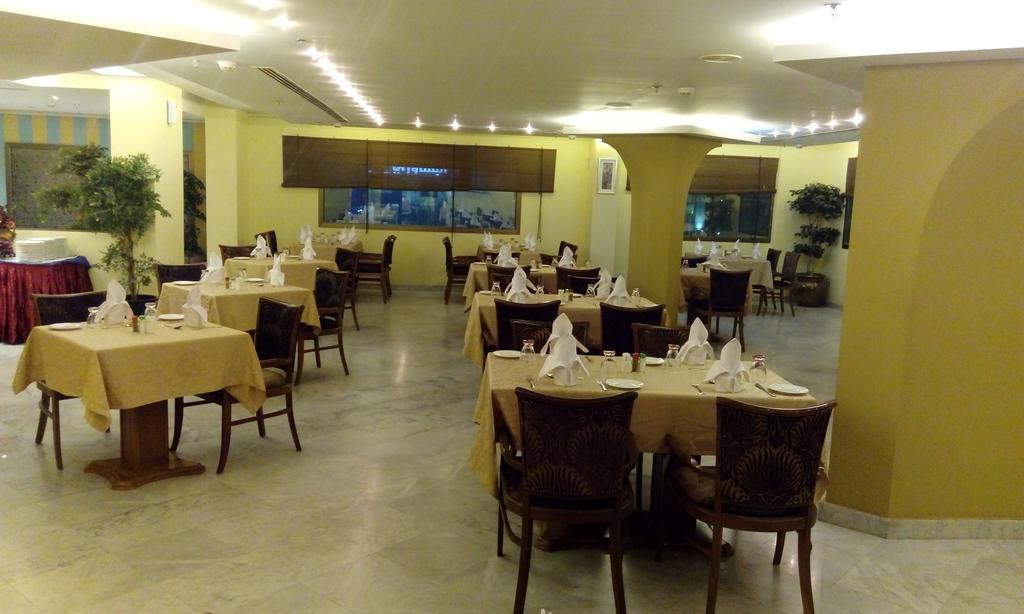 Hala Hotel Khobar Extérieur photo