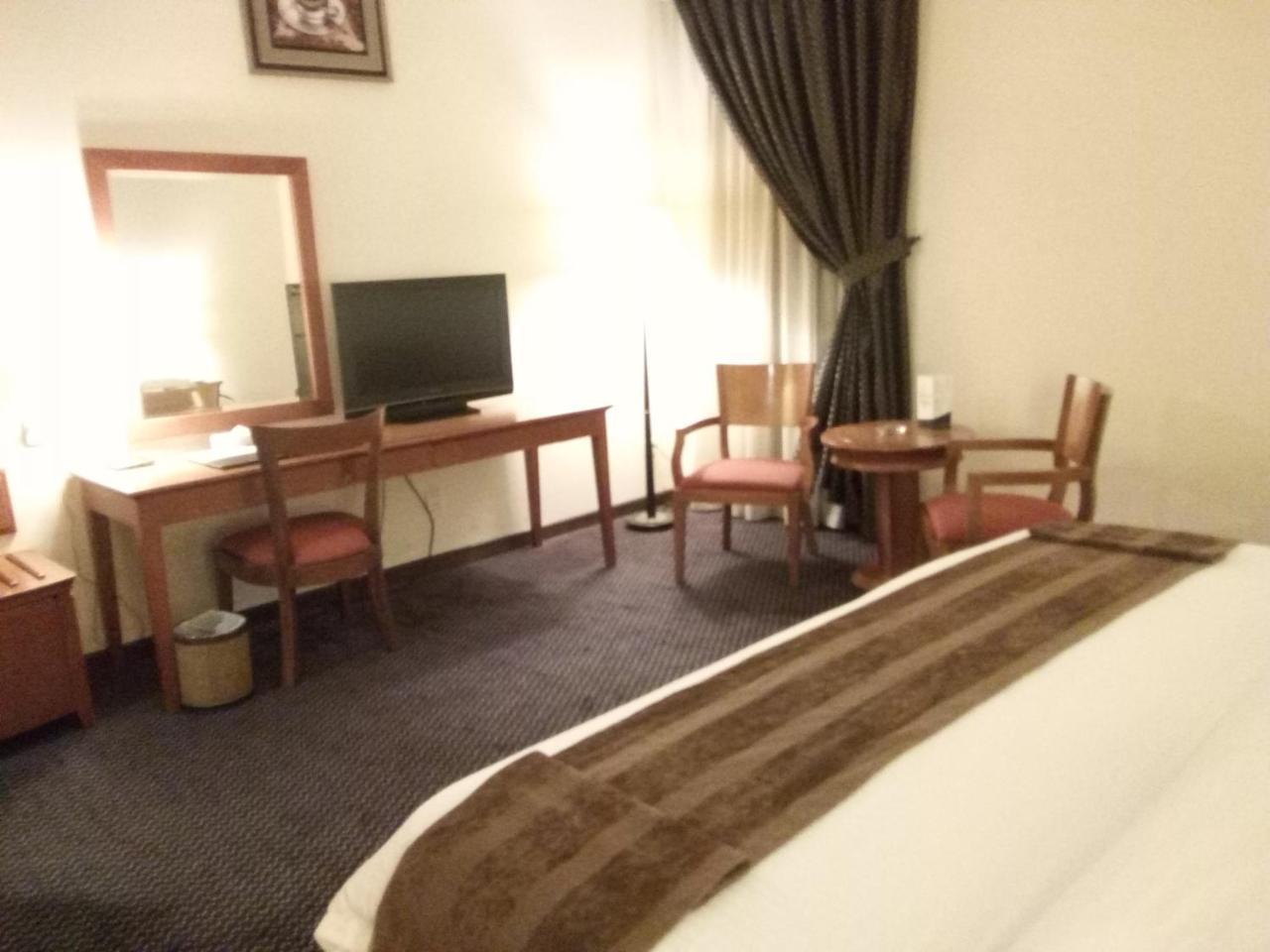 Hala Hotel Khobar Extérieur photo